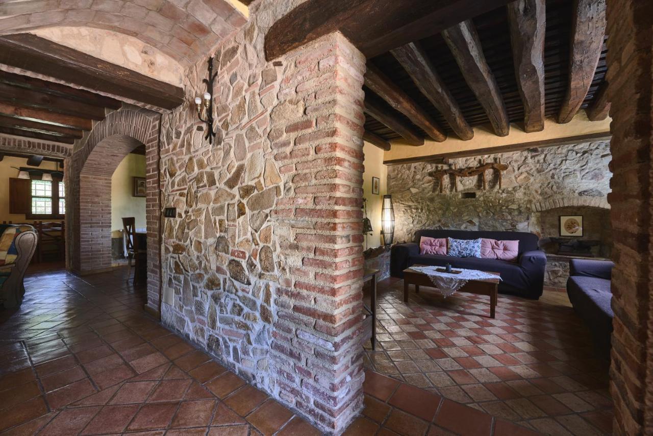 Masia Rural Can Salarichs Riudarenes Bagian luar foto